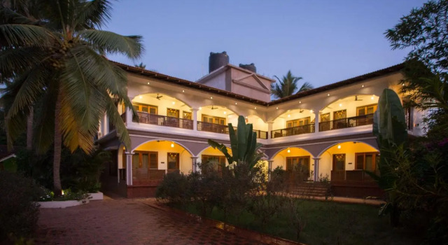 Dunhill Beach Resort
