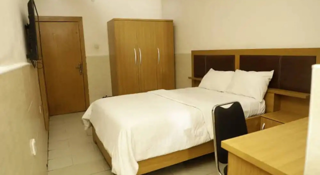 Camera Deluxe Calbert lodge Abuja