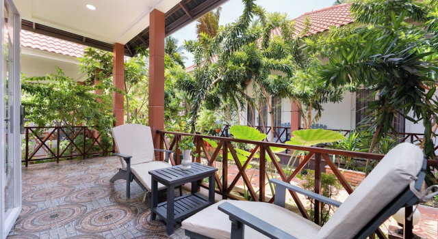 Бунгало Sunday Lotus Garden Resort By The Sea Mui Ne