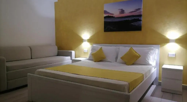B&B La Casa Du Barone, Varaa Bed and Breakfast Falcone 