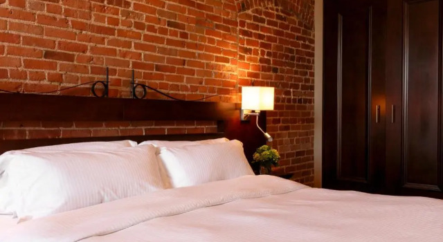 Двухместный номер Deluxe St. Laurent River Front Auberge du Vieux Port by Gray Collection