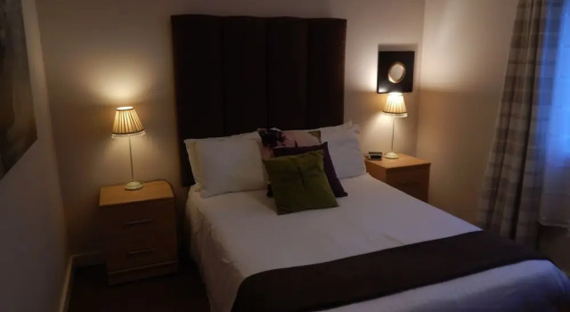 LETS Quiet Cul-de-Sac Apartment, Забронировать Апартаменты/квартира Апартаменты Кембриджа, рядом с The Fitzwilliam Museum, Апартаменты/квартира