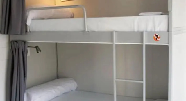 Hammock Hostels - Bandra, Забронировать Отель Недорогие отели Мумбай, рядом с National College, недорого