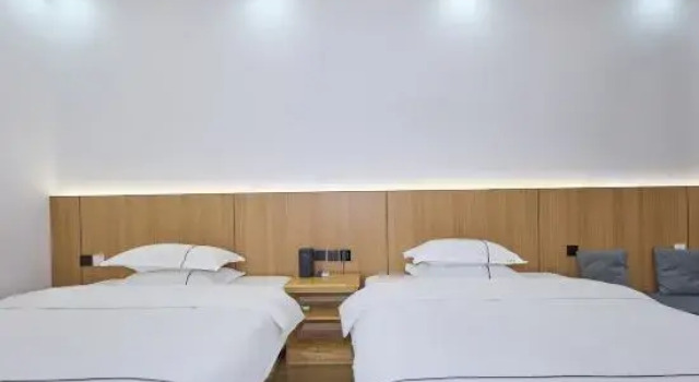 Люкс с видом на внутренний двор OuYang Guesthouse(No. 2 Yard)