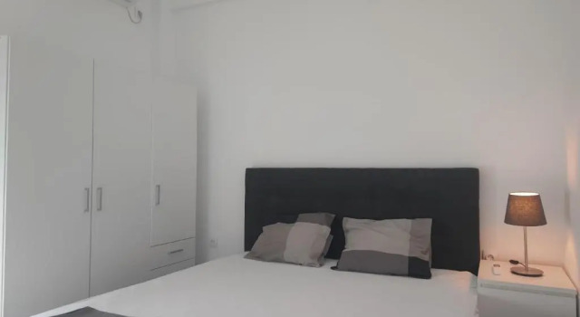 Eleven And A Half apartments, Book Apartment  