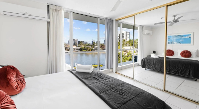 Moorings On Cavill Surfers Paradise, Забронировать Отель Отели Голд-Кост с бассейном, рядом с LAN SPA, Бассейн