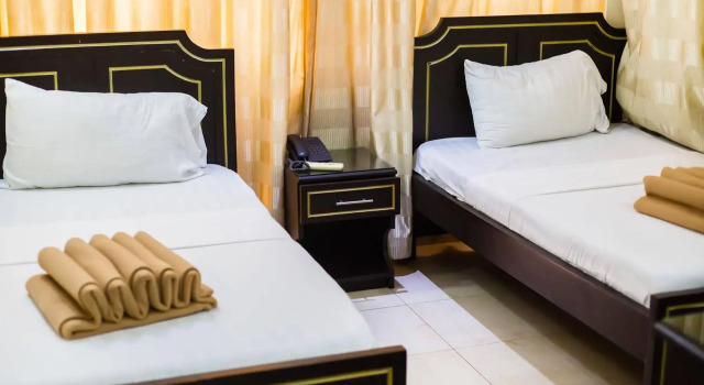 Sleep Inn Hotel - Kariakoo, Buchen Sie Hotel Hotels in Daressalam mit Frühstück, in der Nähe von Zanzibar Ferry Terminal, Frühstück