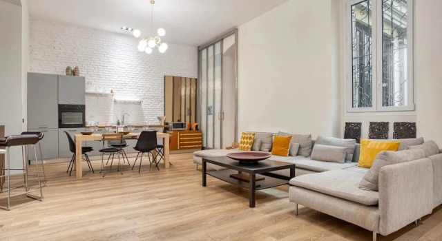 Апартаменты JOIVY Stylish Central Maisonette