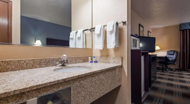 Люкс Baymont by Wyndham Danville IL