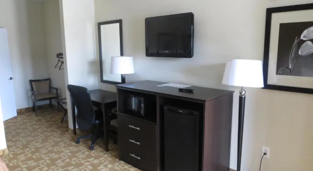 Четырёхместный номер Standard Airway Inn - IAH Airport