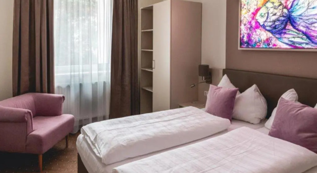 Трёхместный номер Standard Hotel Lokomotive