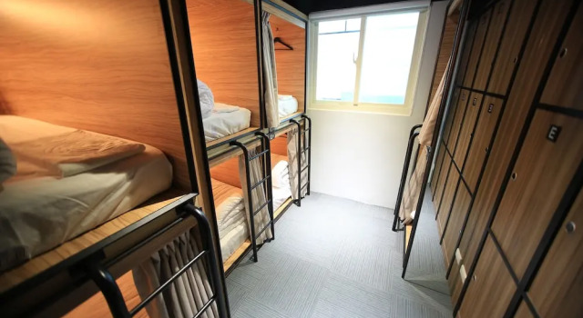 Кровать в общем номере (мужской номер) Taipei Oxygen Hostel Ximending