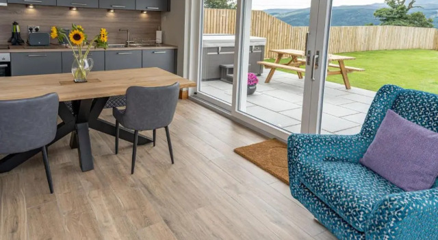 Вилла The Annexe, Luxury Property with Hot Tub at Pitilie Pods