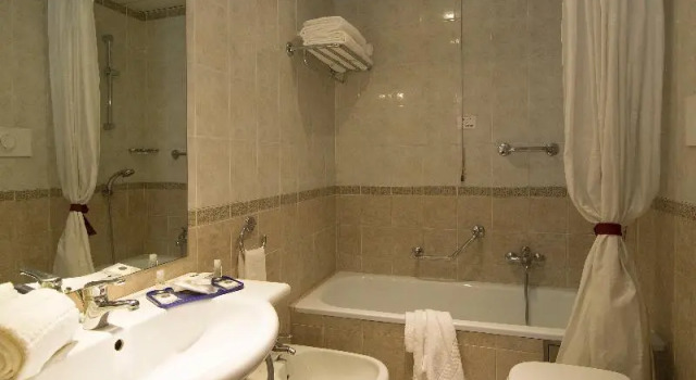 Двухместный номер Standard Hotel Re