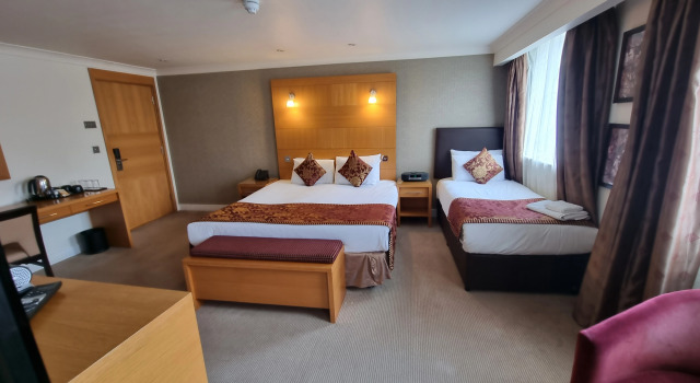 The Park City Grand Plaza Kensington