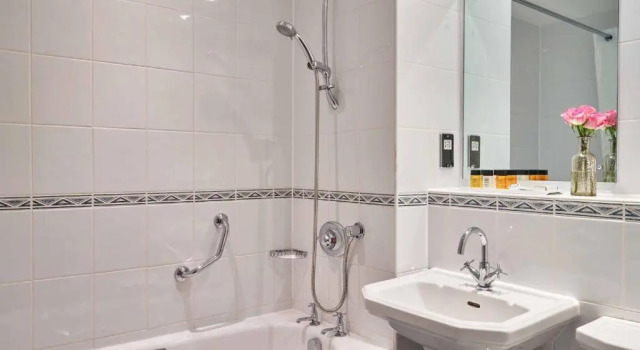 Номер Superior Dumbleton Hall Hotel