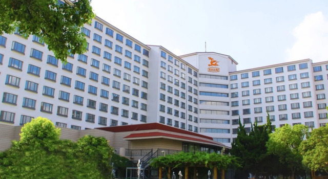 Люкс Deluxe GreenTree Eastern Shanghai Changning Hongqiao Airport LongBai Hotel