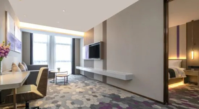 Одноместный люкс Deluxe c 1 комнатой Lavande Hotel (Yichang Zhongnan Road Xinhua Square)