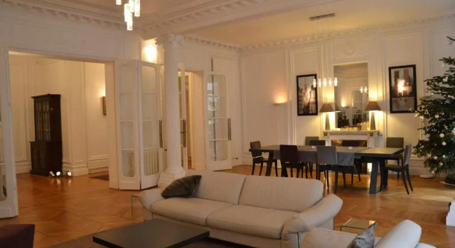 Prestigious Appartement Trocadero, Забронировать Апартаменты/квартира Отели Парижа с парковкой, рядом с Свято-Троицкий собор и Русский православный духовно-культурный центр, Парковка