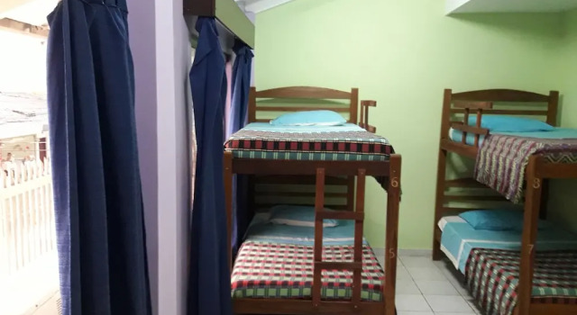 Coco Jamboo Hostel, Забронировать Хостел Хостелы Санта-Крус-де-ла-Сьерры, рядом с Arenal Park, Хостел