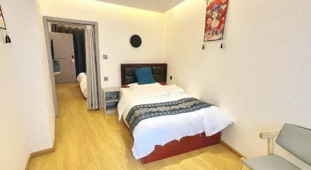 Люкс Sanshe Riverside Homestay (Kangding Love Song Square)