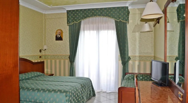 Трёхместный номер Standard Hotel Valle Rossa
