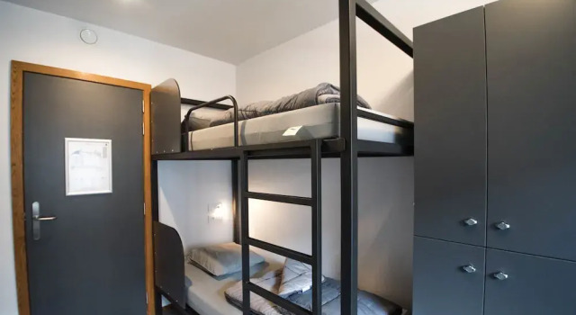Двухместный номер Standard c 1 комнатой HI Liège Hostel