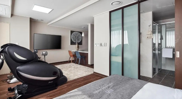 Студия Western Bay Marina Hotel