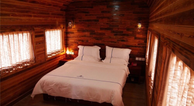 Jin Sha Hai Train Hotel, Забронировать Отель Чжунвэй Нинся