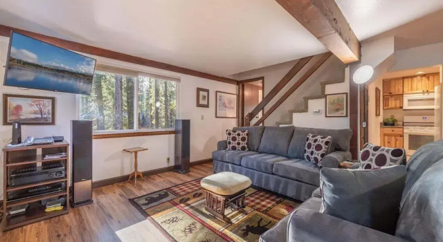 Fred's Retreat 3 Bedroom Cabin, Забронировать Отель Отели Хоумвуд 3 звезды, 3*