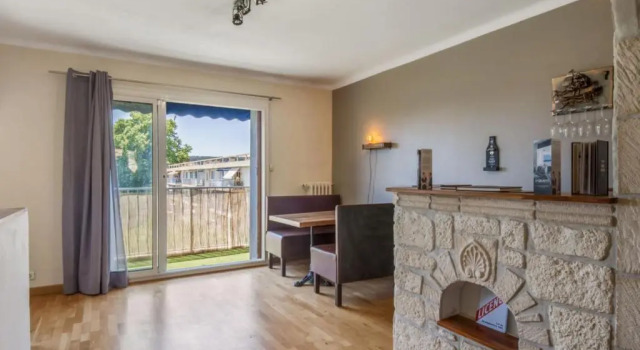 Апартаменты Sunny flat with large balcony and parking close to Toulon center - Welkeys