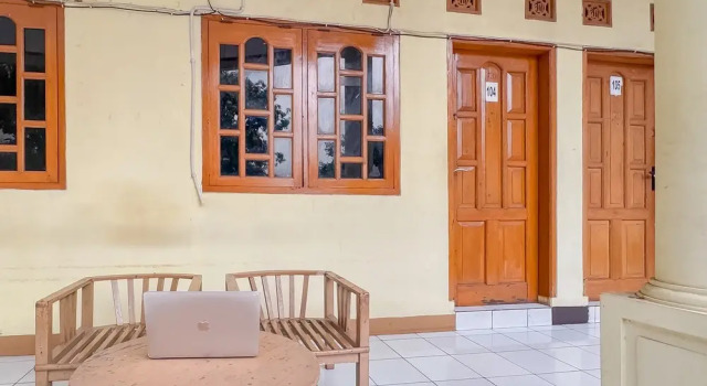 RedDoorz at Kuning GH Jatinangor, Book Hotel Cheap Hotels in Jatinangor