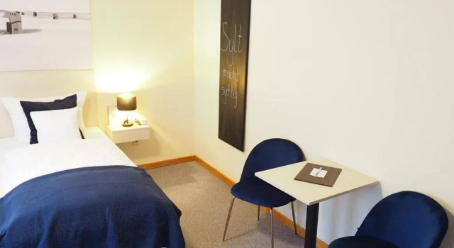 Hotel-Wagenknecht-Doppelzimmer-17, Забронировать Отель Отели Вестерланд с парковкой, Парковка