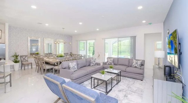Upstay Wonderful Resort Home w Patio & Pool Sleeps 26, Rezerwuj Ośrodek wypoczynkowy Kissimmee Kissimmee
