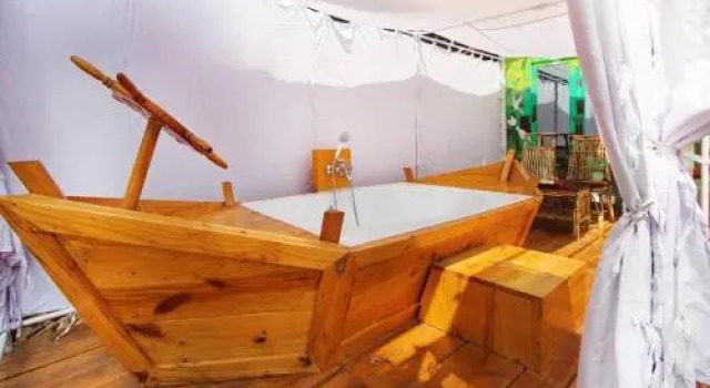 Art Resort Goa, Book Ferieresort Businesshoteller i Lagos, 4* 5*