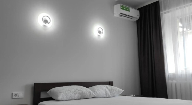 2 комнатная с новым ремонтом, кондиционером, в самом центре, Rezervasyon Otel Rivne merkez otelleri, rivne merkez otelleri