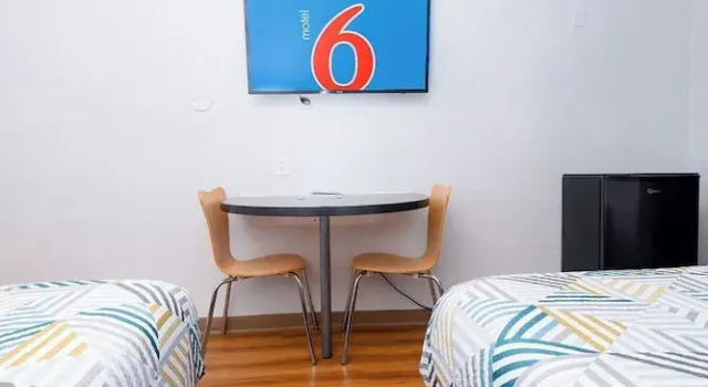 Четырёхместный номер Standard Motel 6 Ontario, CA - Airport