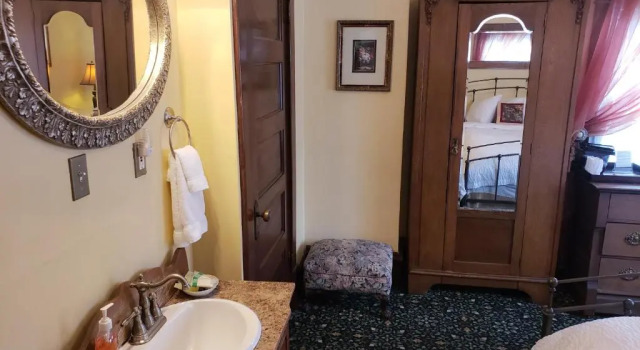 Двухместный номер Standard Greenbriar Inn