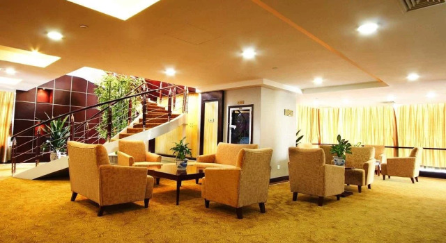 White Dolphin Hotel - Qinzhou, Varaa Hotelli Qinzhou Guangxi