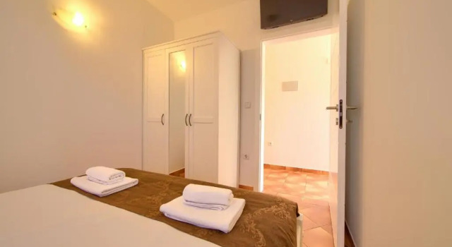 Апартаменты с 2 комнатами Villa Haya with heated pool