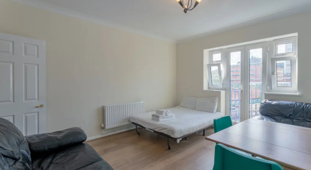 Whitechapel 2 Bedroom Flat, Забронировать Отель Отели Англии 3 звезды, 3*