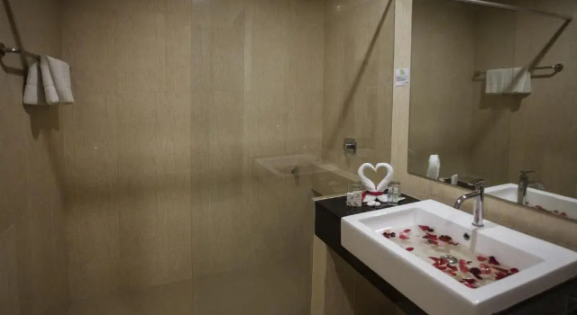 Семейный номер Standard Cathayana Hotel Kuantan
