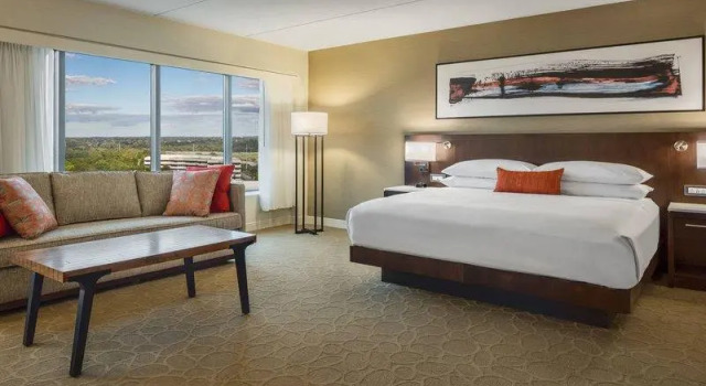 Кровать в общем номере Delta Hotels by Marriott Philadelphia Airport