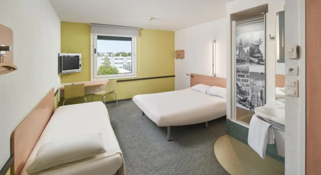Семейный номер Standard ibis budget Wrocław Południe