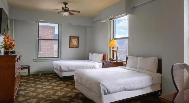 Четырёхместный номер Deluxe Finlen Hotel and Motor Inn