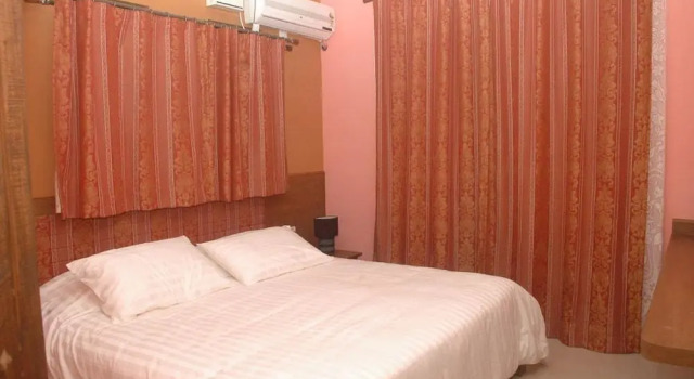 Hotel Cliff, Rezervovat Hotel Hotely v Lagos s parkováním, Parkování
