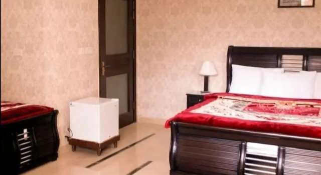 Millat Hotel, Boek Hotel Hotels en accommodaties in G-9 Sector, Hotel