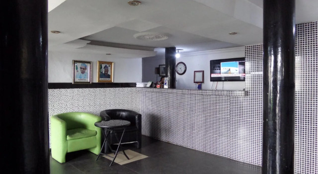 Metro Hotel Ajeigbe, Rezervovat Hotel Hotely v Ibadan se snídaní, Snídaně