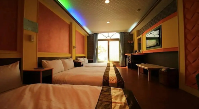 Семейный номер Standard рядом с пляжем Golden Coast 36 - Sea View B&B