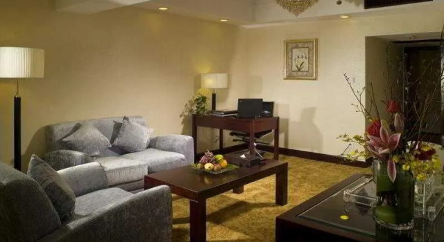 Riverside Hotel Guangzhou, Rezervasyon Otel Guangdong otoparklı oteller, Otopark